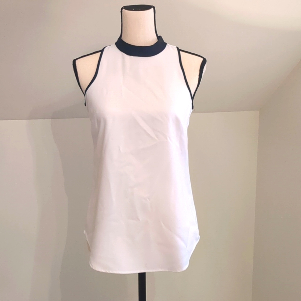Banana Republic Sleeveless Blouse with navy blue accent, Size XXS